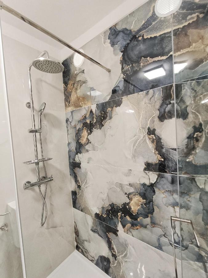 זאדאר Apartman Gallery Freya מראה חיצוני תמונה